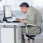 坐好啲，唔做卡西莫多