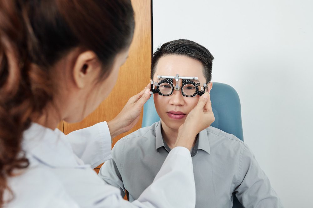 對焦慢半拍?35歲起眼矇真相+1招即刻清晰