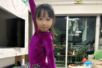 8歲拉丁舞女孩戰勝寒背與脊柱側彎